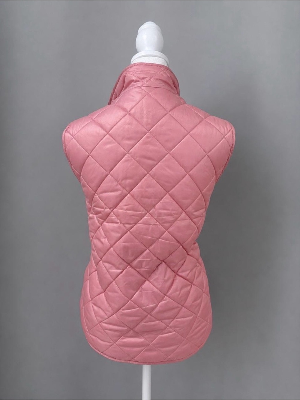 J. Crew Quilted Rose Pink Sleeveless Puffer Vest fits like a medium - Picture 2 of 3
